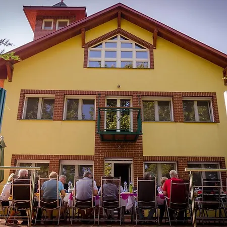 Saba-haz 招待所 3*