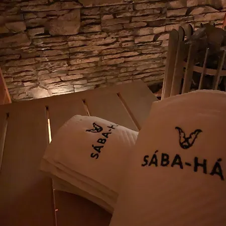 Saba-haz Balatonboglár